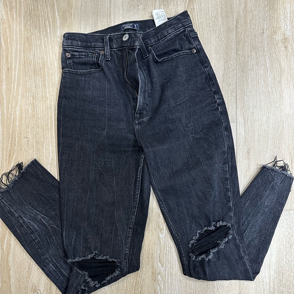 Black Abercrombie jeans, size 2/26